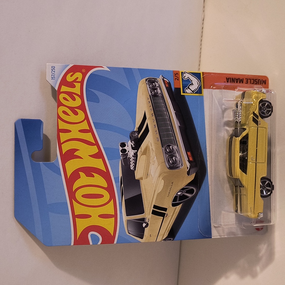 D4 Hot Wheels 64 Chevy Chevelle SS plus shipping protector